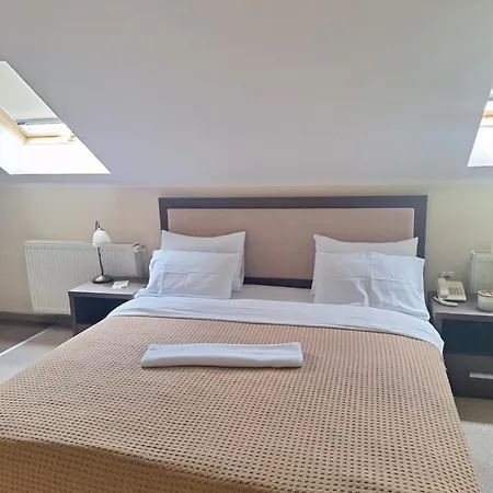 Garni Ema Отель 4*