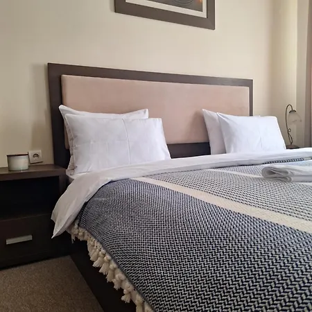 Garni Ema Hotel 4*