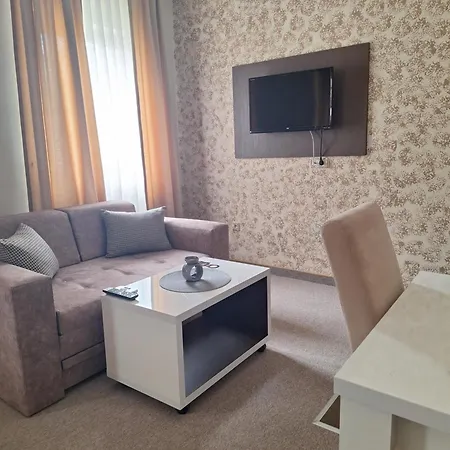 Отель Garni Ema 4*