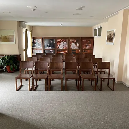 Отель Garni Ema Крагуевац