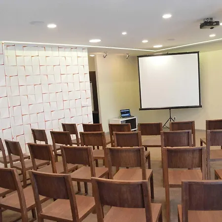 Отель Garni Ema Крагуевац